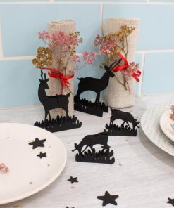 Alternative view of Famille de cerf en carton noir