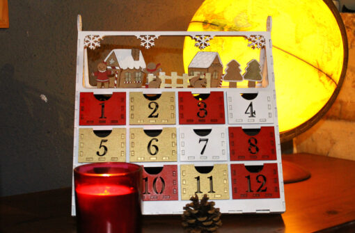 Calendrier de l'avent Sapin en bois – Image 2