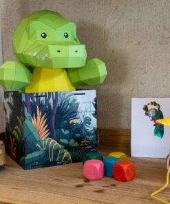 Alternative view of Petit Crocodile Surprise